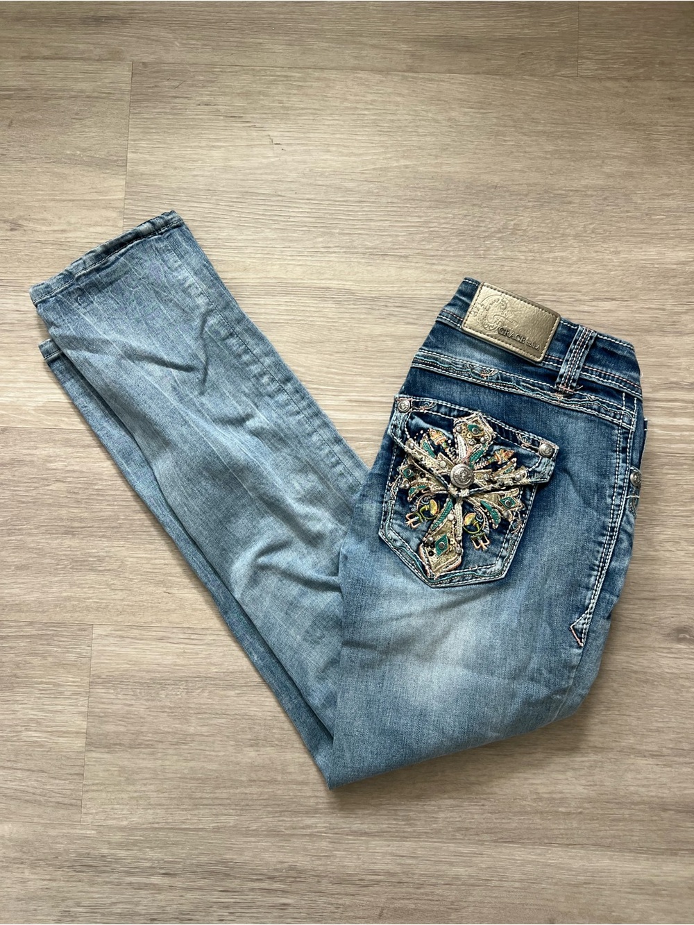 Grace Light Blue Capri Denim Jeans 28 Embroidered Pockets Pink Green/Teal
